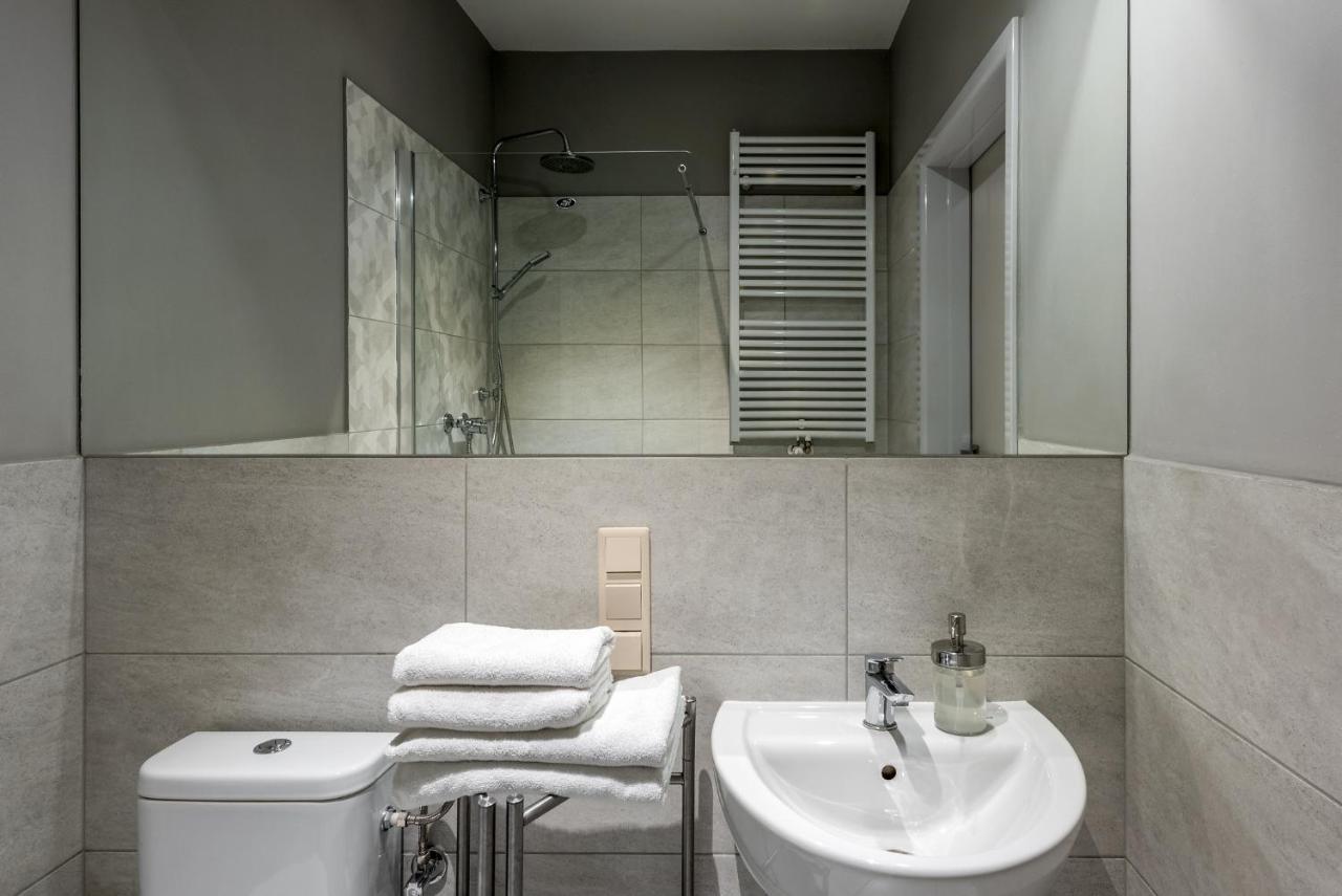Apartamenty-Wroc Ostrow Tumski Wroclaw Exterior photo